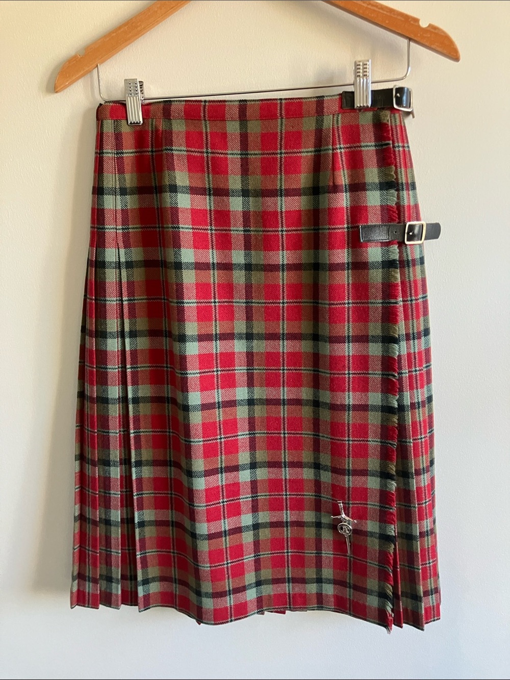 Vintage Scottish kilt Plaid Women's Skirt 100% wool preppy